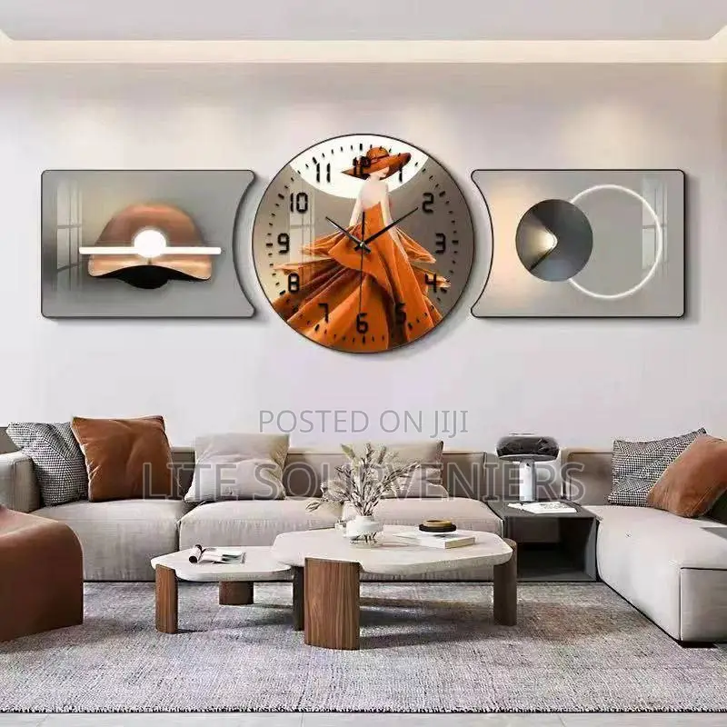 3in1 Wall Clock With Decor