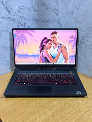 Laptop Alienware M15 R7 16GB AMD Ryzen 7 SSD 1T
