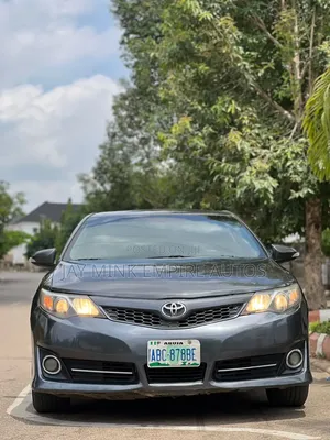 Toyota Camry 2012 Gray