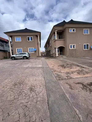 2bdrm Block of Flats in Obasanjo Hilltop for rent