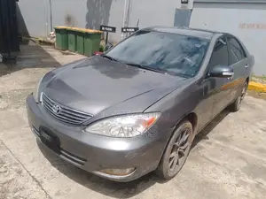 Toyota Camry 2003 Gray