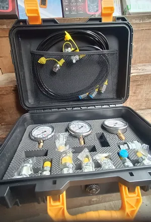 Pressure Gauge Set