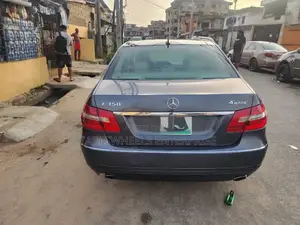 Mercedes-Benz E350 2010 Blue