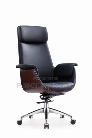  Luxury Walnut Wood Leather Executive Swivel Chair