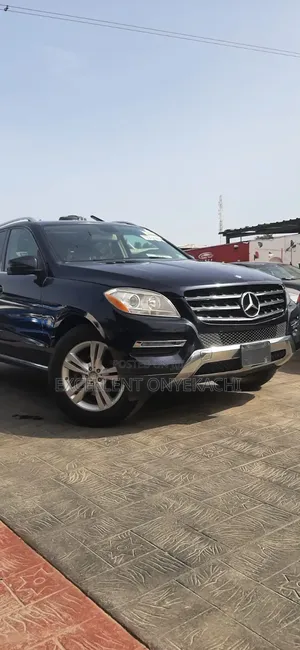 Mercedes-Benz M Class 2011 Blue