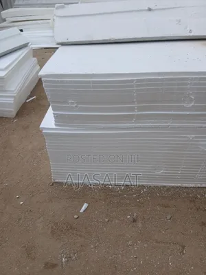 1 Cm 2 Cm 2.5 Cm Polystyrene Board and Parapet
