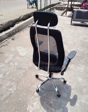 Ergonomic Swivel Chair