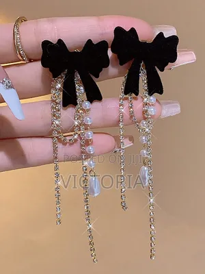 Victoria's Collections