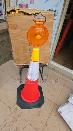 Solar Traffic Cones Light