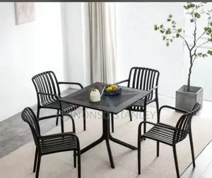 Outdoor Table and 4 Chairs