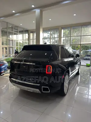New Rolls-Royce Cullinan Base 2026 Black