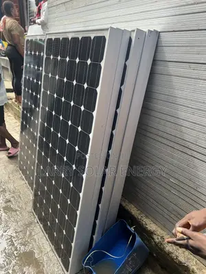 300w Canadian Solar Panel