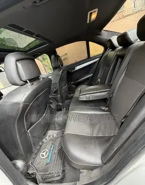 Mercedes-Benz C300 Sport Sedan AWD (3.0L 6cyl 7A) 2009 Silver