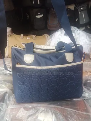 Portable Traveling Bag