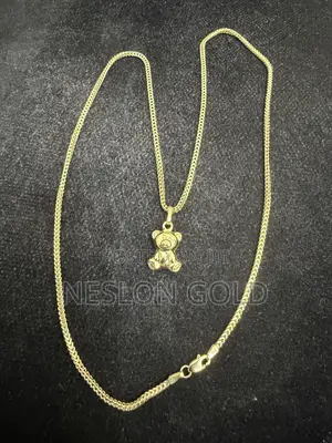 Pure Italy 750 Tested 18karat Gold With Teddy Pendant