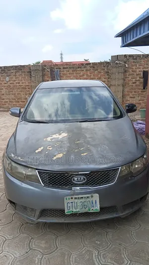 Kia Cerato 2012 Gray