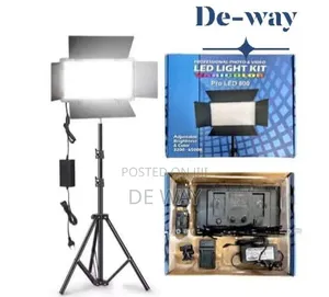 Pro Led 800 Photo and Video Led Light With a Tripod Stand