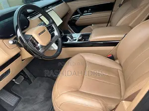 Land Rover Range Rover 2024 Black