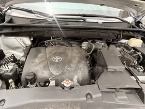 Toyota Highlander 2018 Silver