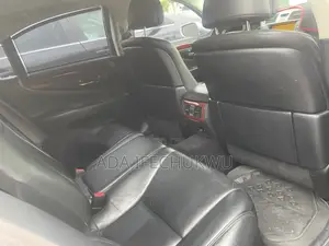 Lexus LS 2012 Silver