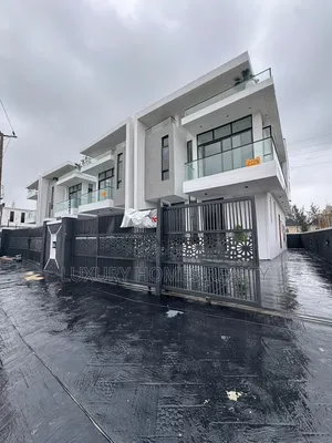 4bdrm Duplex in Ikota Lekki for sale
