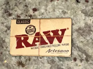 Raw Natural Unrefined Rolling Papers
