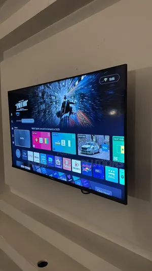 Barely Used 43 Inches Hisense Smart Tv With Remote
Working Perfectly