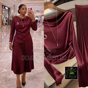 Luxury Women’S Pleated 2-piece Skirt Set