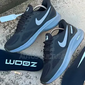 Nike Zoom Guide10 Grey/Black