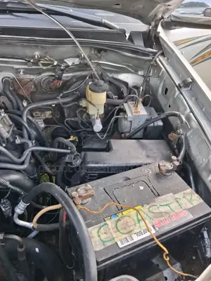 Toyota Hilux SR 4x4 2015 Silver