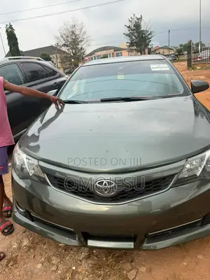 Toyota Camry LE 4dr Sedan (2.5L 4cyl 6A) 2012 Green