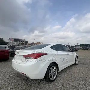 Hyundai Elantra 2014 White