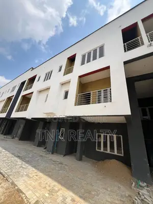 Spacious 3bedroom Apartment for Sale