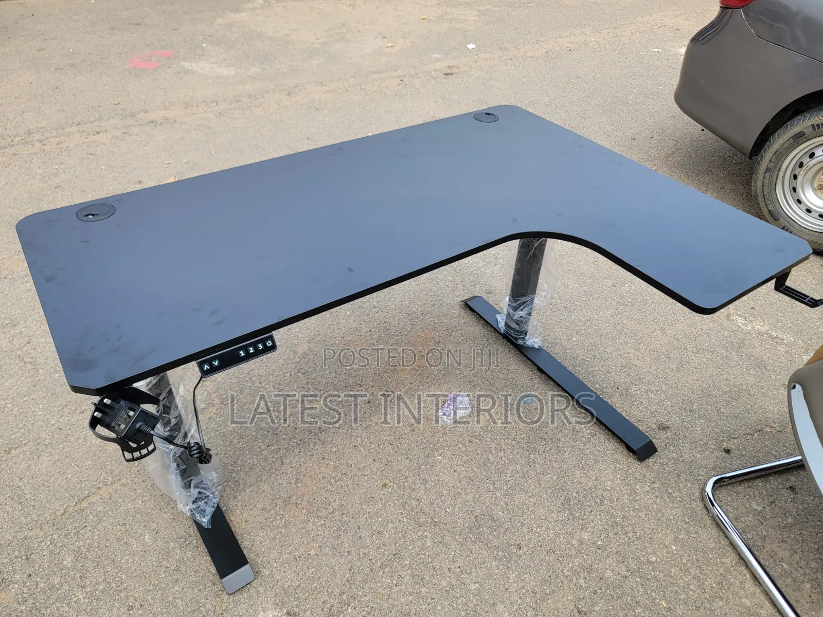Adjustable Gaming Table With Extension