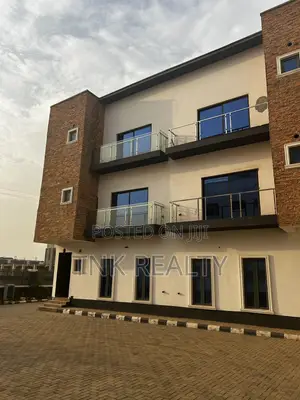 4bedroom Duplex