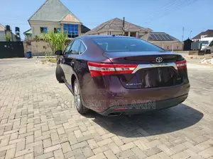 Toyota Avalon XLE 4dr Sedan (3.5L 6cyl 6A) 2014 Burgundy