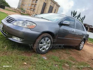 Toyota Corolla LE 2004 Gray