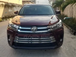 Toyota Highlander 2015 Red