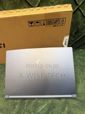 New Laptop MSI GF65 Thin 10UE 8GB AMD Ryzen 5 SSD 512GB