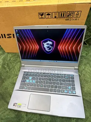 New Laptop MSI GF65 Thin 10UE 8GB AMD Ryzen 5 SSD 512GB