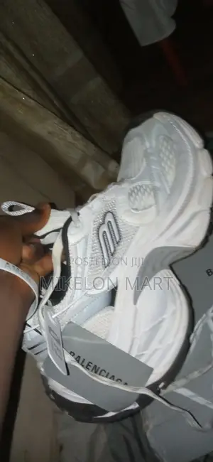 Balenciaga White Triple S Sneakers - Worn Once, Like Brand New