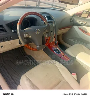 Lexus ES 350 2010 Red