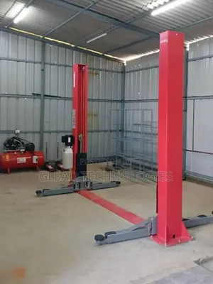 2 Pole Car Lift