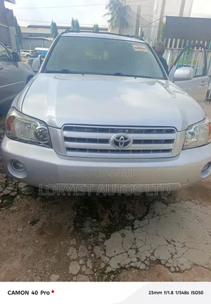 Toyota Highlander 2005 Silver