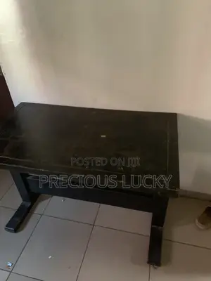 Wooden Table for Sale in Abuja Kubwa