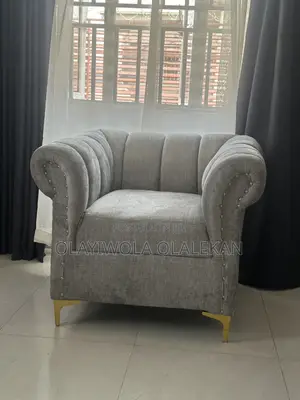 Neatly Used Sofa for Sell