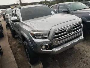 Toyota Tacoma 2019 Silver