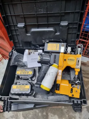 Bag Closer Machine
