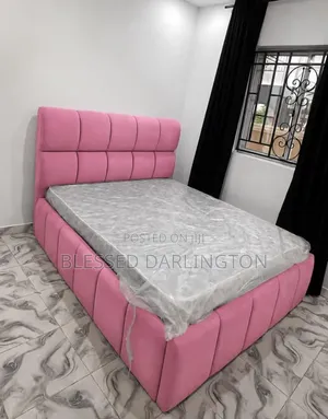 Luxury Queens Pink  Bubble Bed Frame