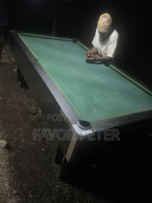8ft Used Snooker Board With Balls